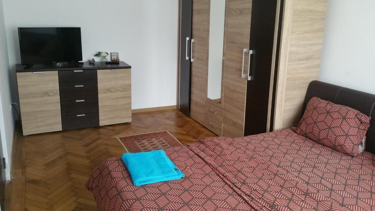 Apartament Lavinia Călimăneşti Exterior foto