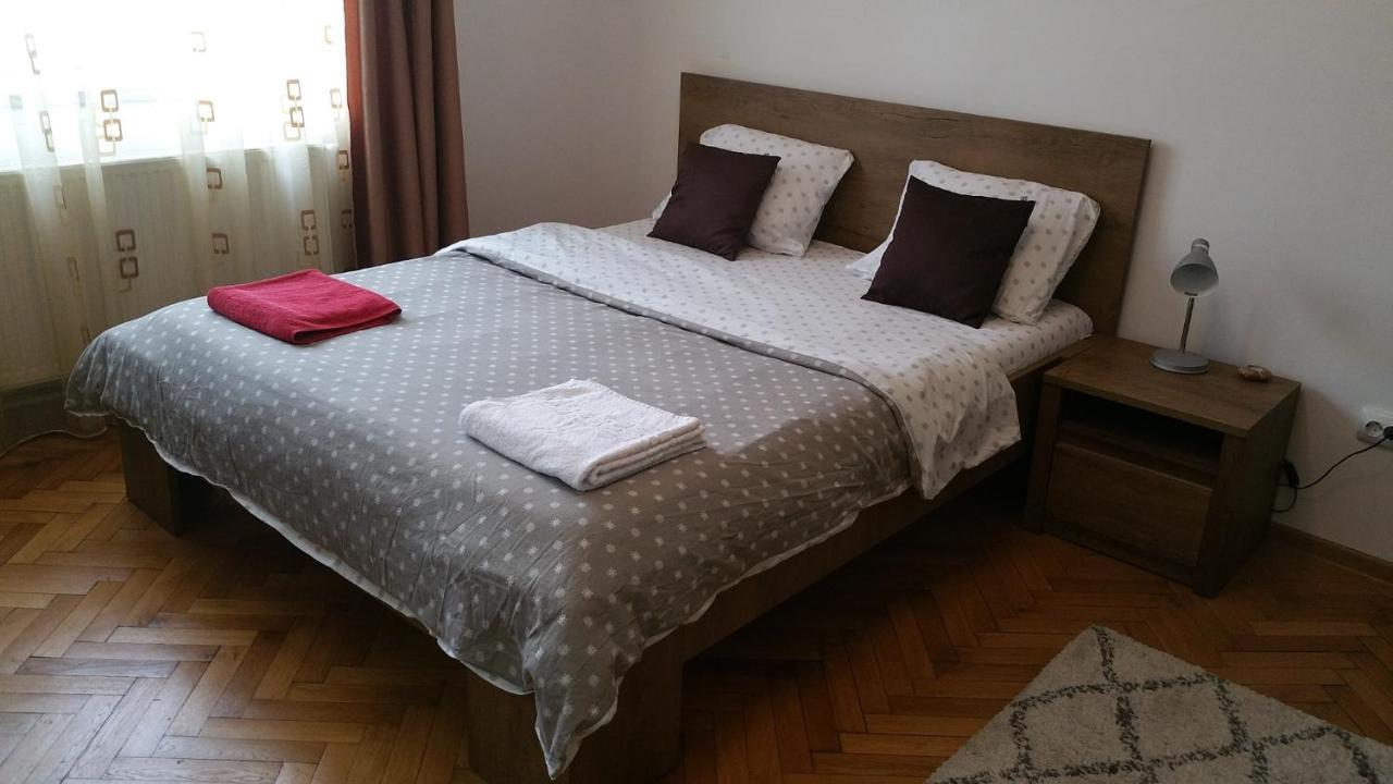Apartament Lavinia Călimăneşti Exterior foto